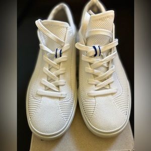 Rothy’s women’s white lace-up shoes